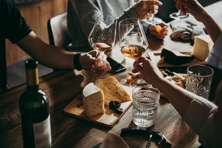 Alkoholmissbrauch schadet Ihrer Gesundheit, in Maßen konsumieren.